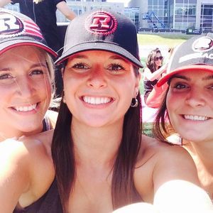 Meet your Posher, Caitlin